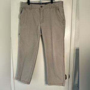 G.H. Bass & Co. Pants Outdoors Walking Work Pants Chinos Khaki Men 38x29